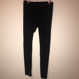 Express black velvet leggings size small